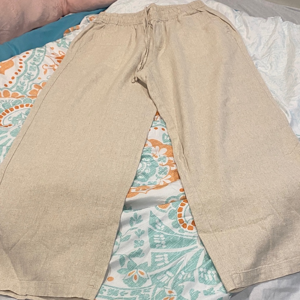 Old Navy Wide Leg Pants in Beige sz Small